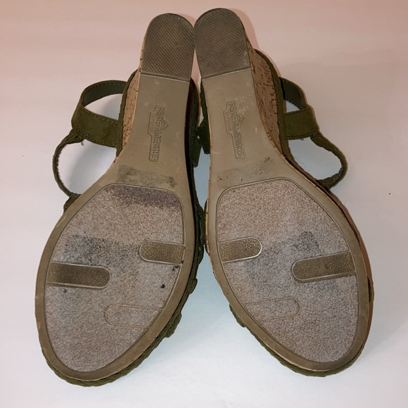 Voyager Wedge Fern Green Fergalicious - Picture 5 of 5